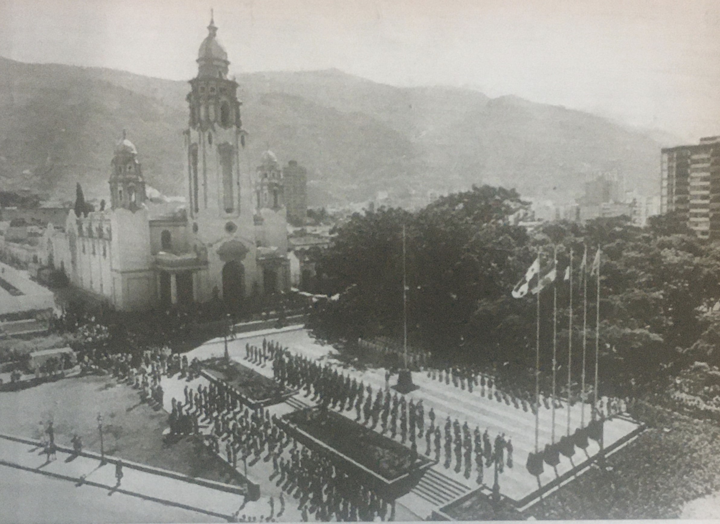 Acto celebrados en el Panteón Nacional, en Caracas, con motivo de haberse cumplido 150 años del Congreso anfictiónico (1826-1976).
