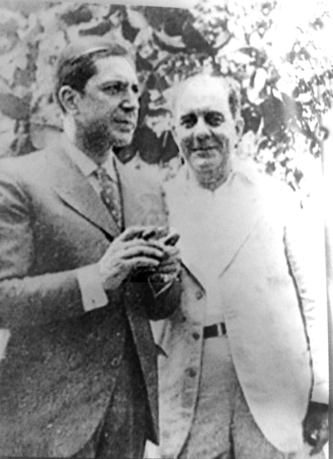 El empresario y destacado locutor deportivo argentino, Luis Plácido Pisarello, fue el promotor de la visita de Gardel a Venezuela.